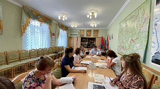 Один из важнейших вопросов обсуждался на совещании при главе городского округа – меры поддержки молодых педагогов.
